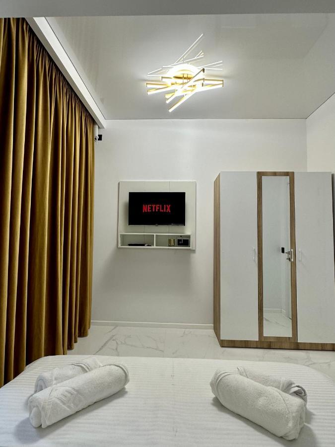 Studio303 By Allegio: Mamaia'S Seaside Luxury Near Finest Clubs & Beaches Exterior foto